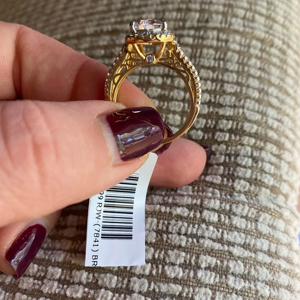 NWT Engagement ring 14k gold finish size 6 gift idea - Picture 7 of 10
